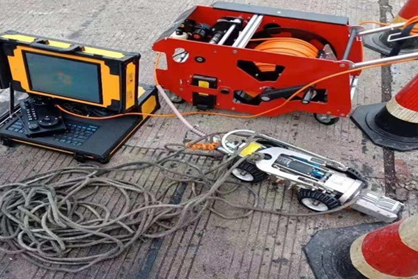 溪湖CCTV管道检测机器人