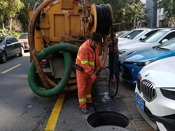 溪湖排污管道清淤